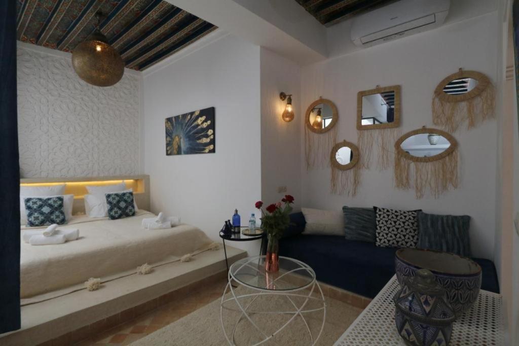 103Riad Pool Rooftop & Hammam マラケシュ エクステリア 写真