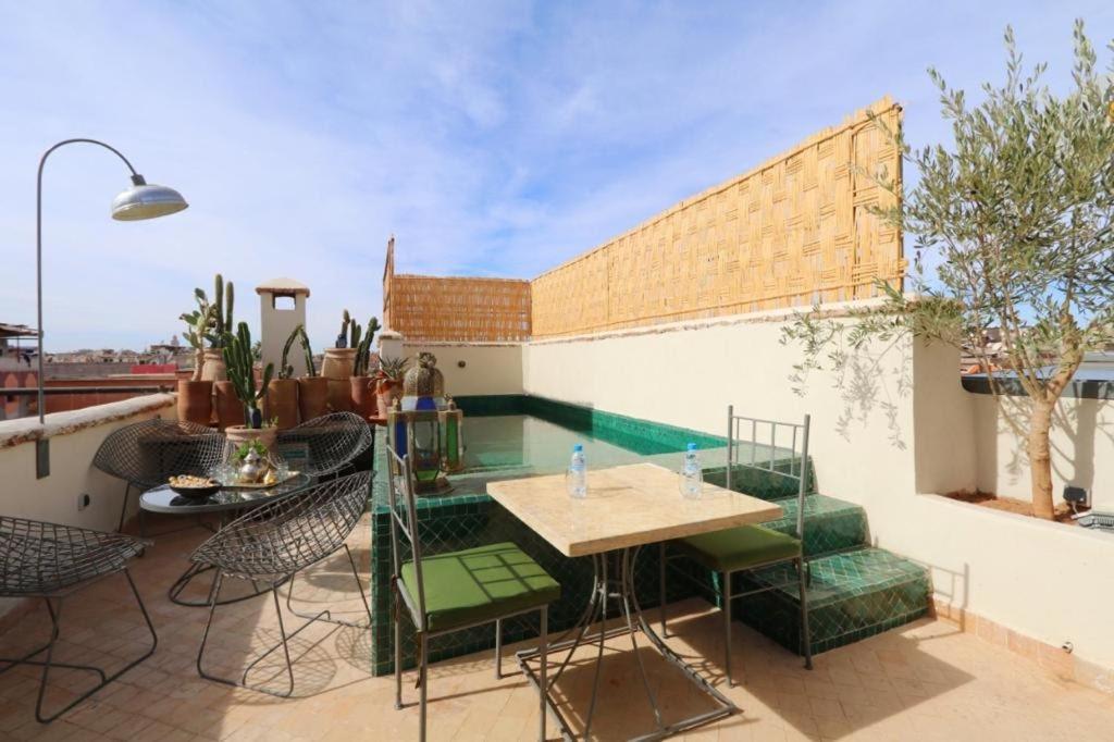 103Riad Pool Rooftop & Hammam マラケシュ エクステリア 写真