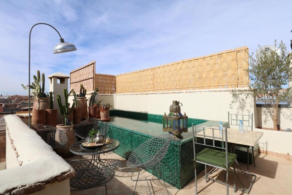 103Riad Pool Rooftop & Hammam マラケシュ エクステリア 写真